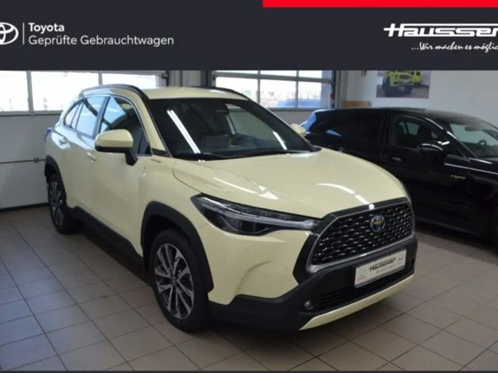 Toyota Corolla Cross Team D