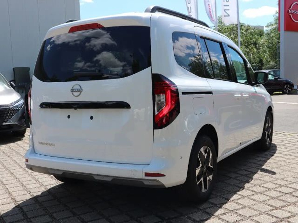 Nissan Townstar