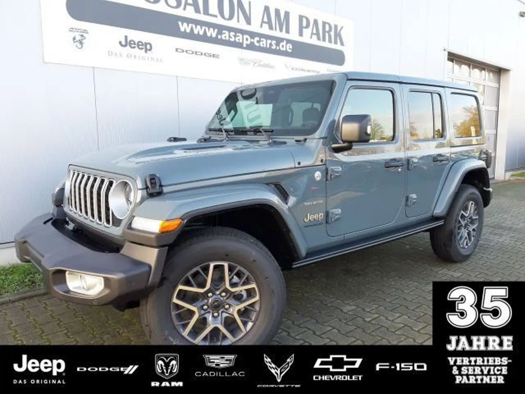 Jeep Wrangler Sahara