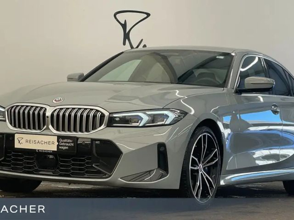 BMW 3 Serie 330 M-Sport xDrive Sedan 330i