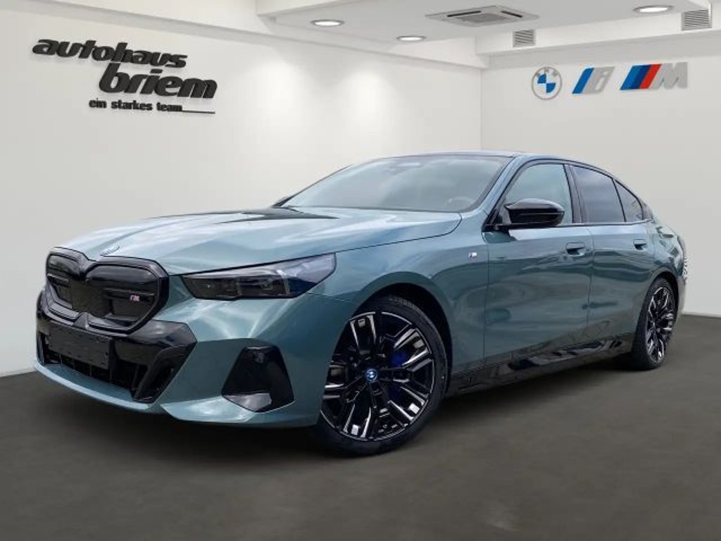 BMW i5 xDrive Sedan M60
