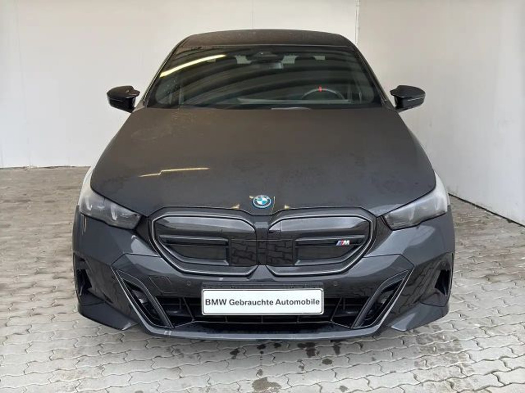 BMW i5 M-Sport xDrive Sedan M60