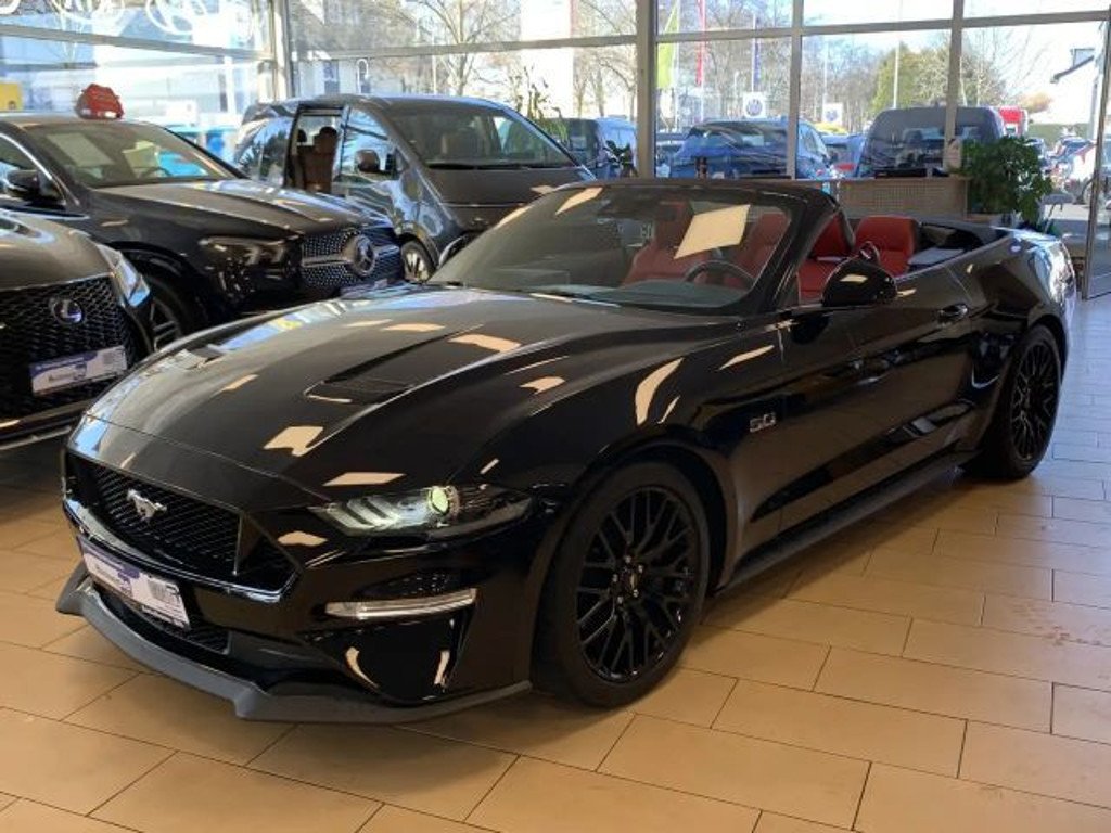 Ford Mustang Convertible GT 5.0 V8