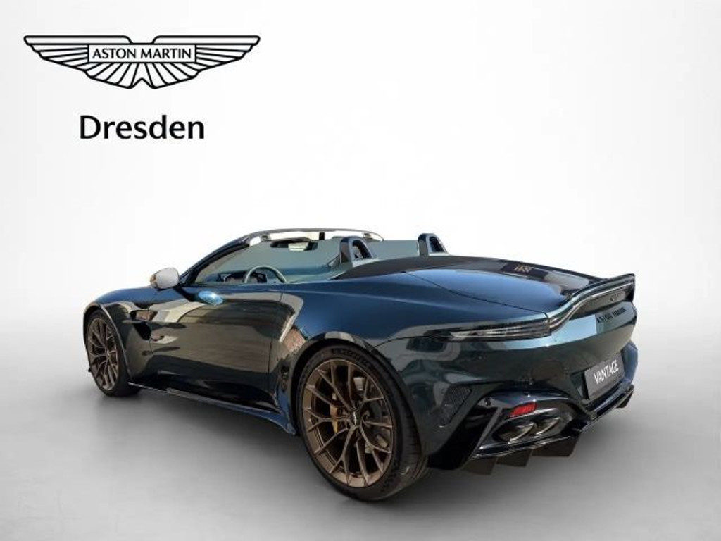 Aston Martin V8