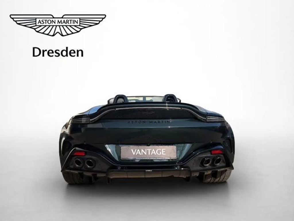 Aston Martin V8