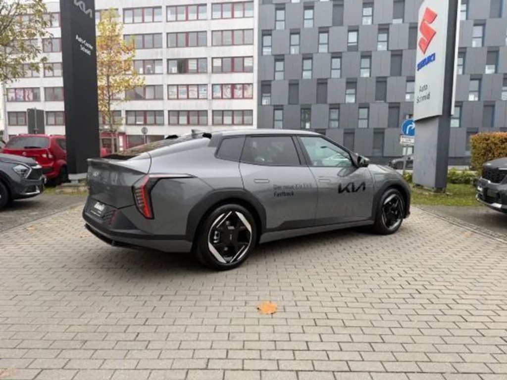 Kia EV4