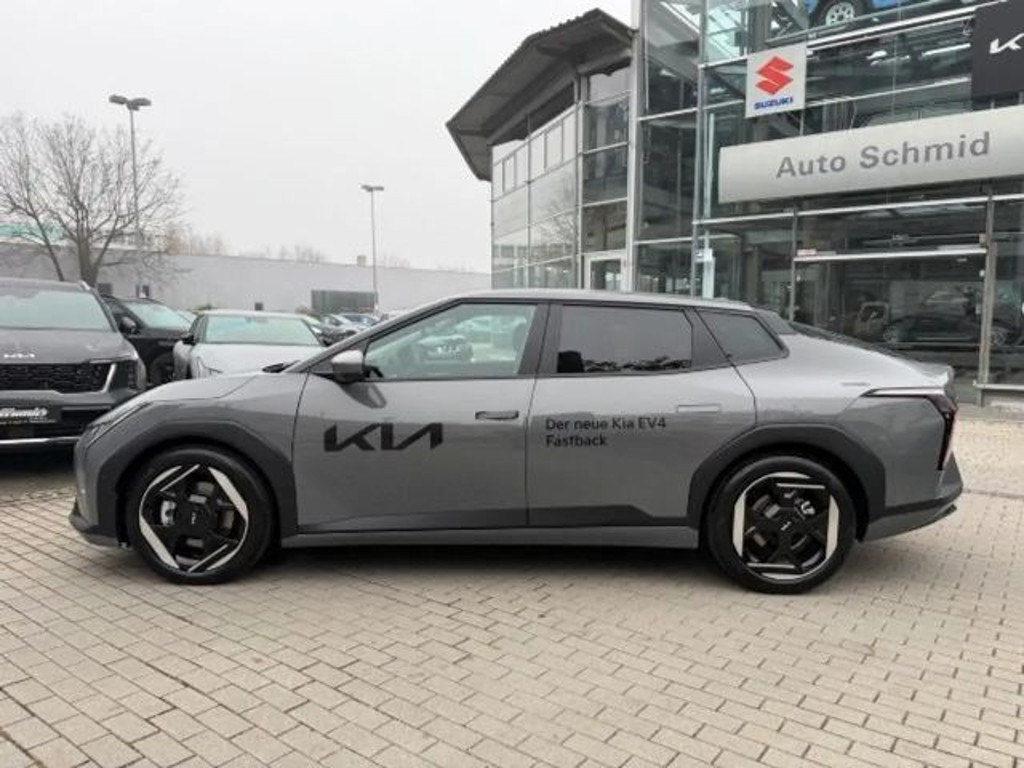 Kia EV4