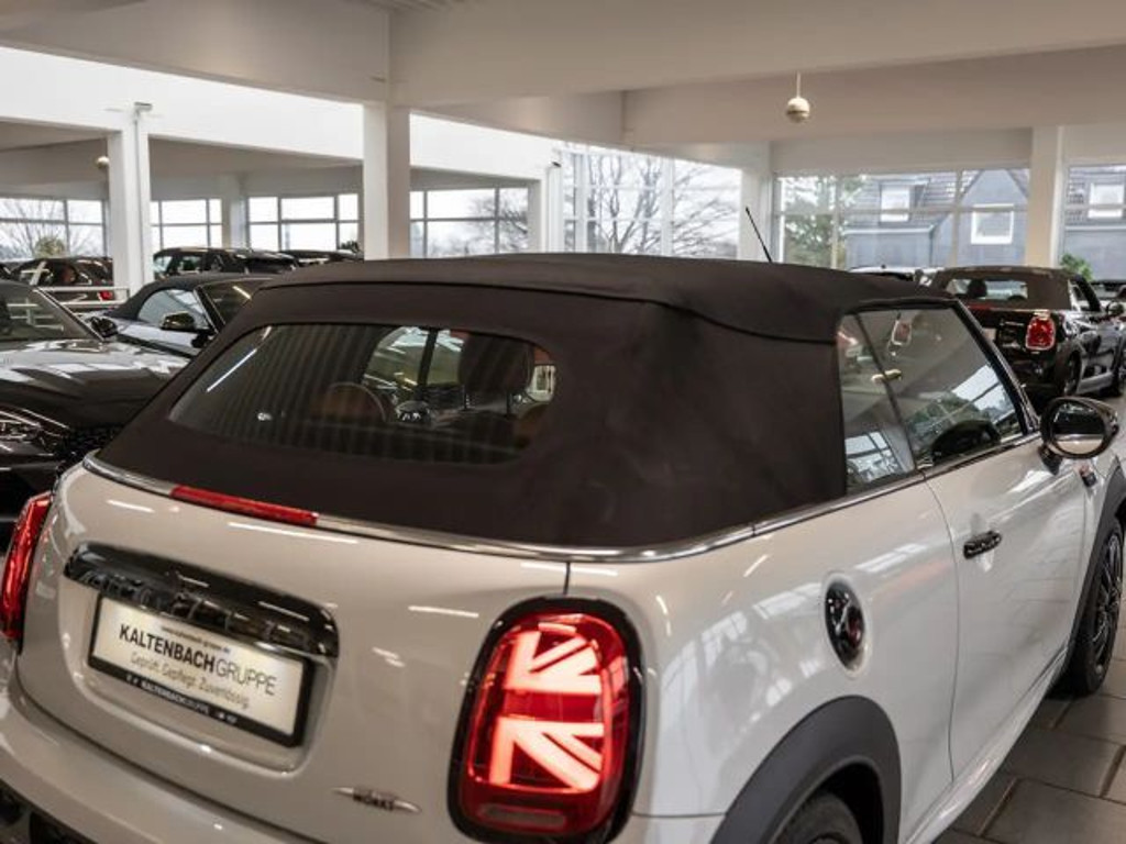 Mini John Cooper Works Cabrio