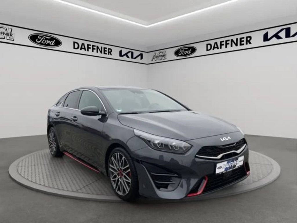 Kia ProCeed