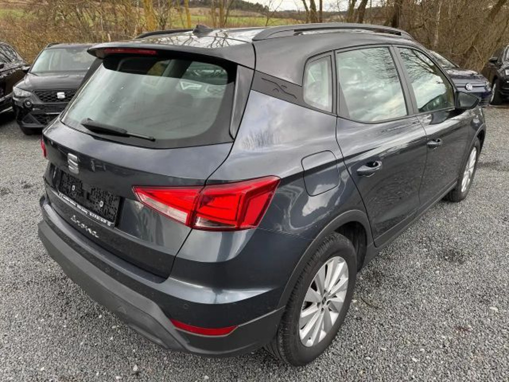 Seat Arona