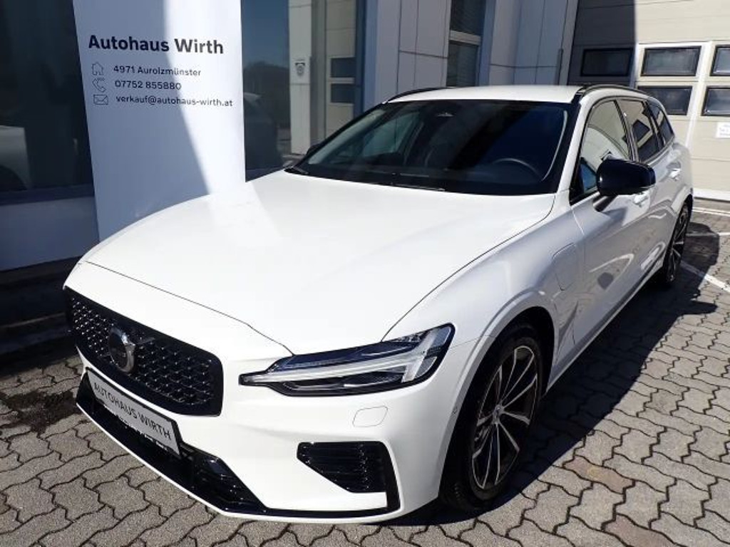 Volvo V60 AWD T6 Plus Dark