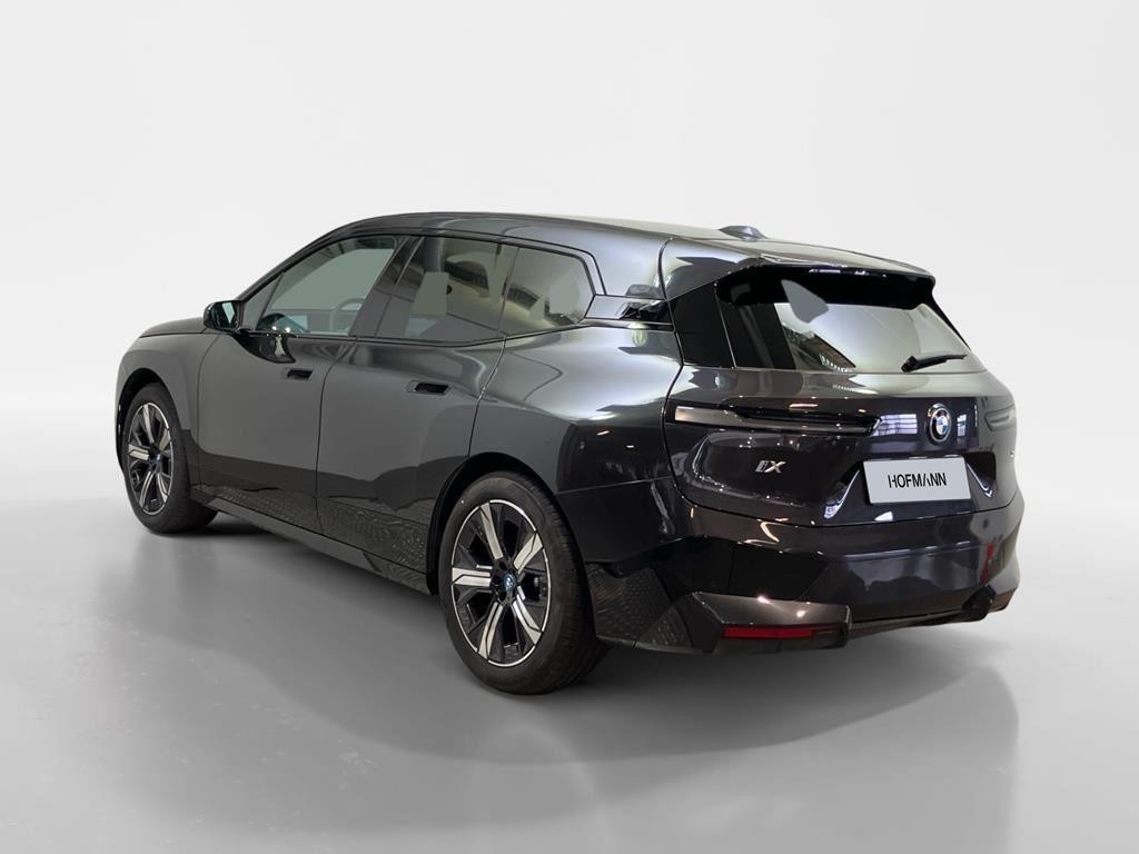 BMW iX xDrive40