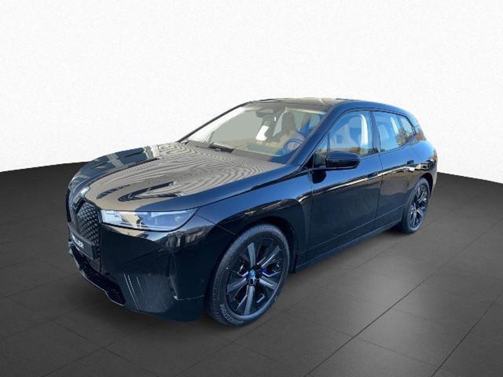 BMW iX xDrive50