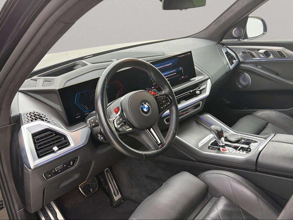 BMW XM