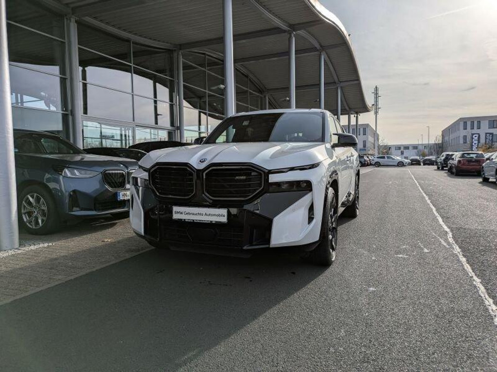 BMW XM