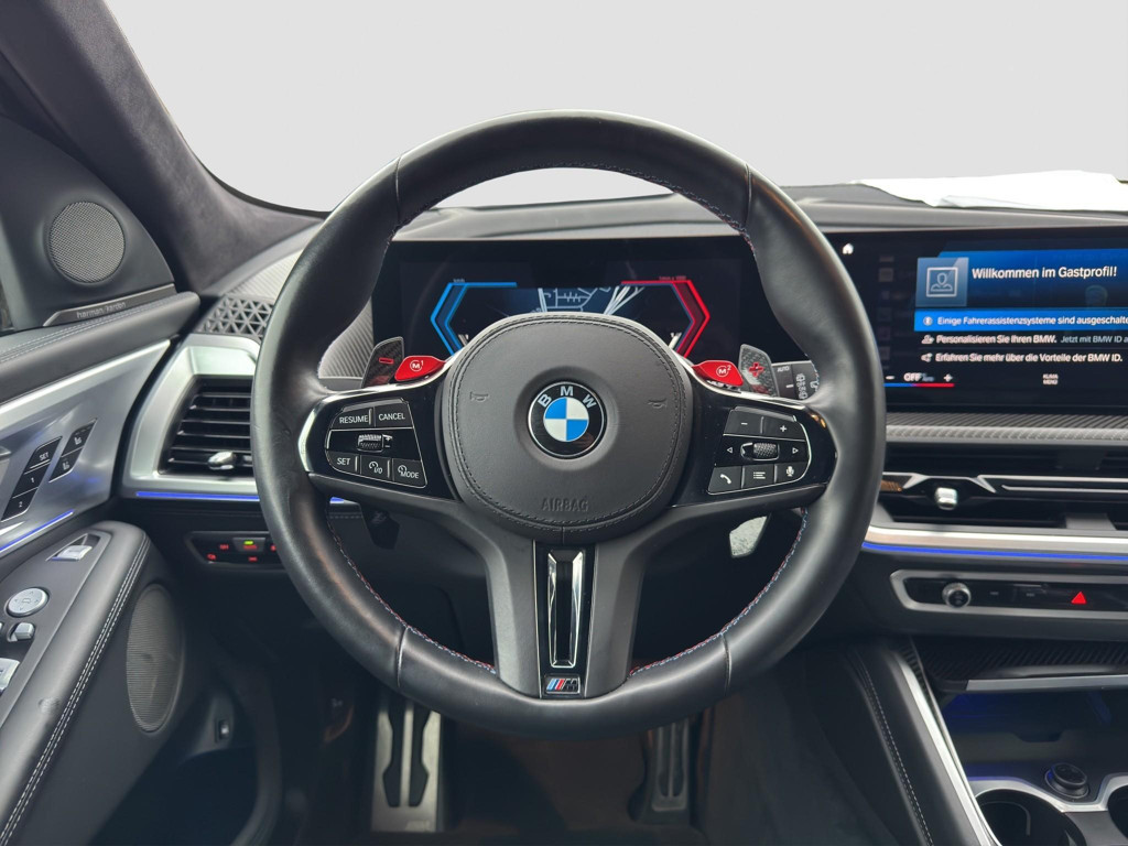 BMW XM