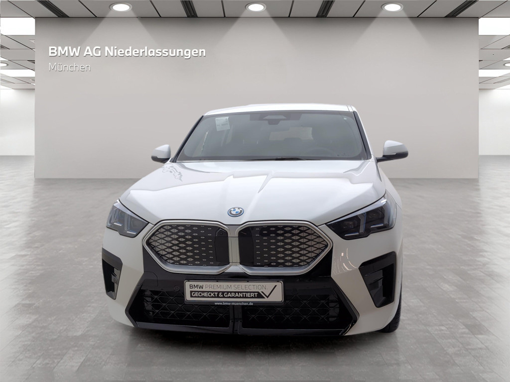BMW iX2