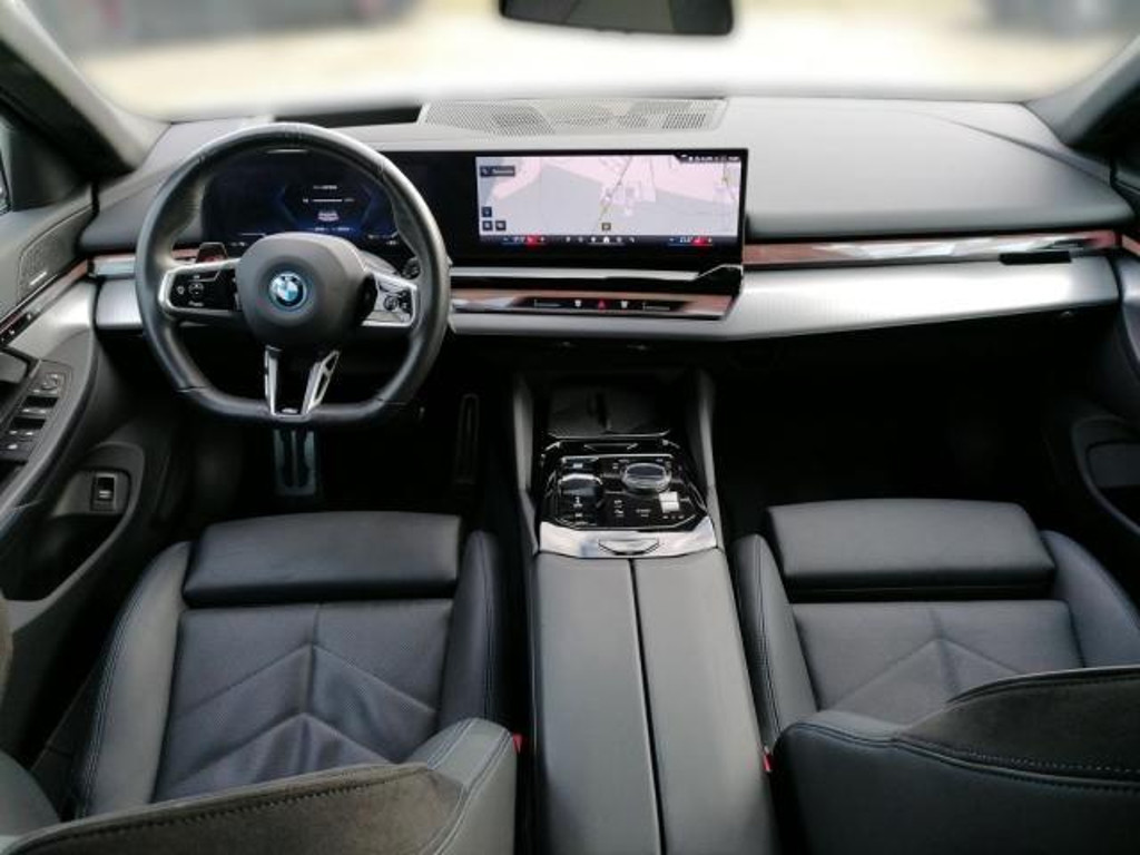 BMW i5 Sedan eDrive40