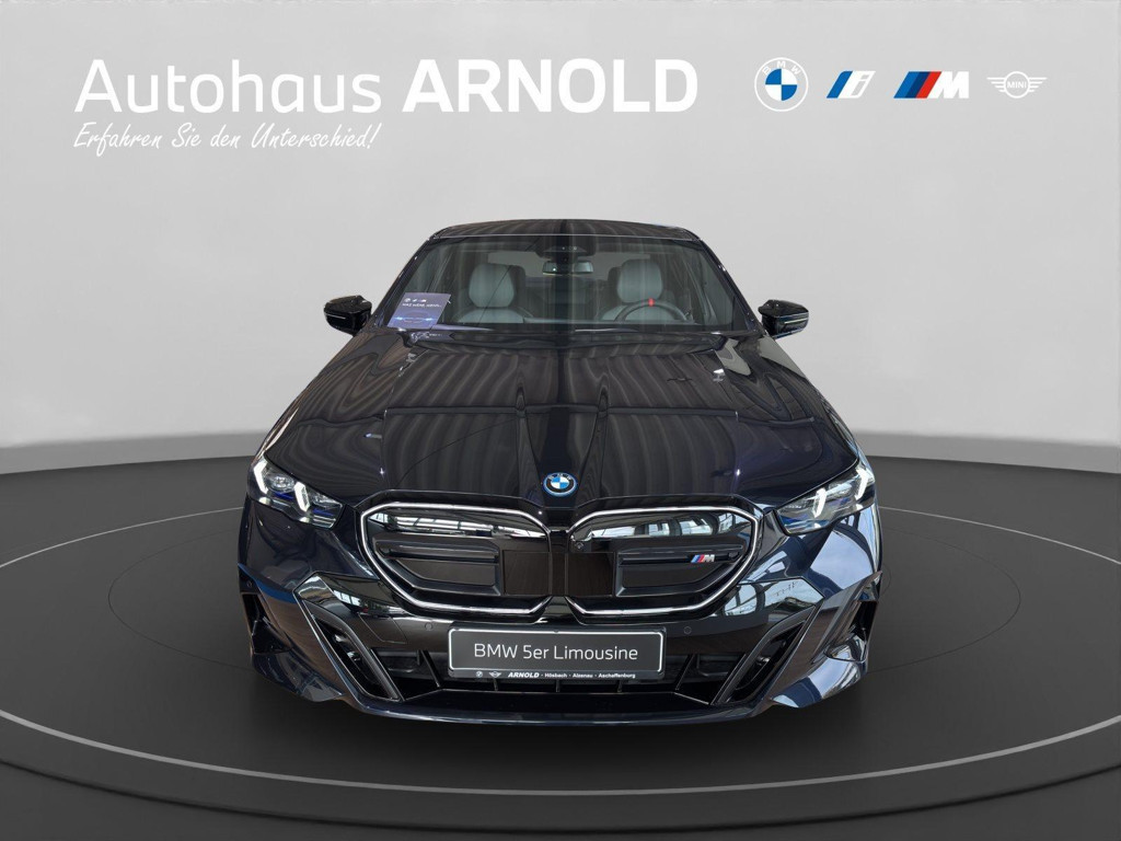 BMW i5 xDrive Sedan M60
