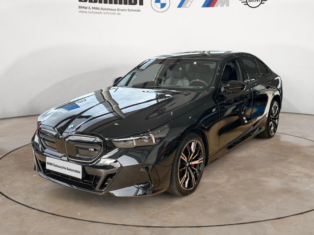 BMW i5 xDrive Sedan M60