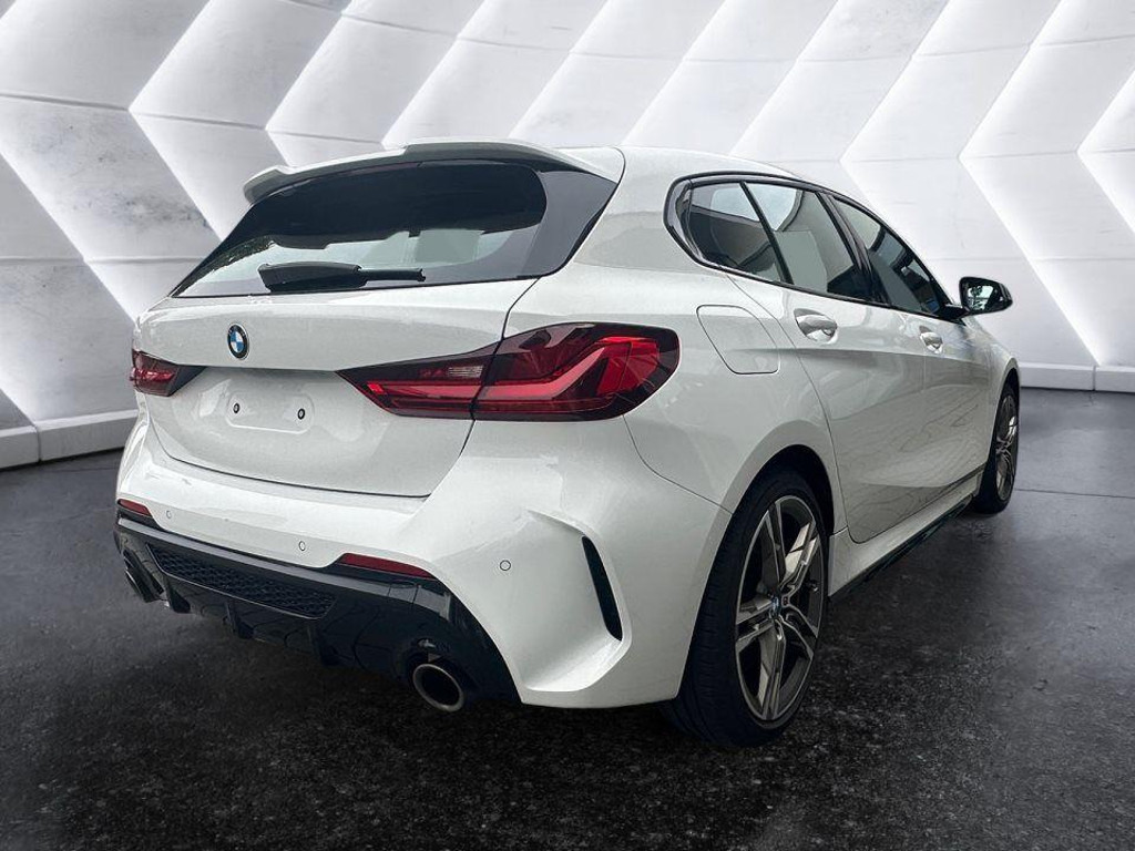 BMW M135i