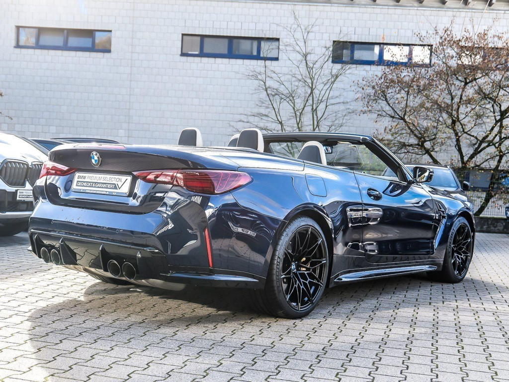 BMW M4 xDrive Cabrio Competition