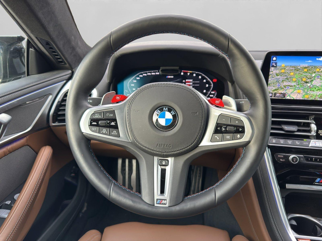 BMW M8