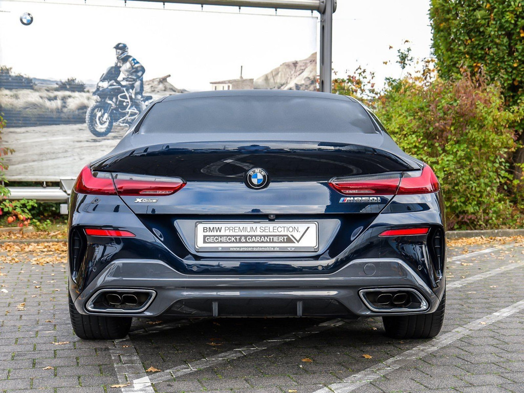 BMW M850