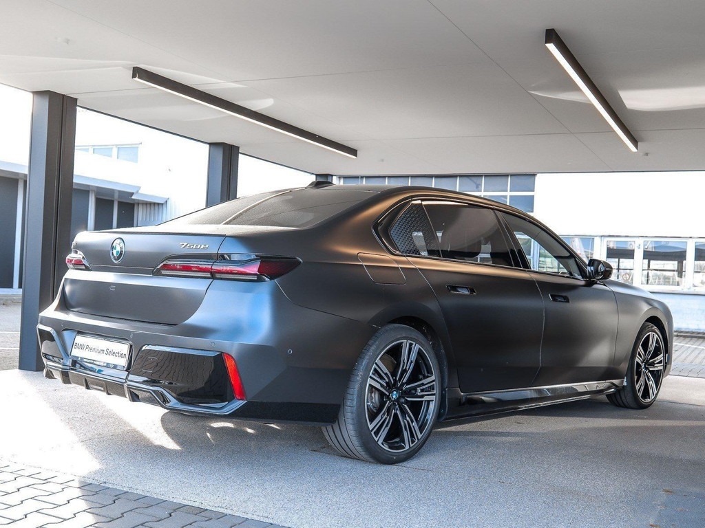 BMW 7 Serie 750 xDrive Sedan