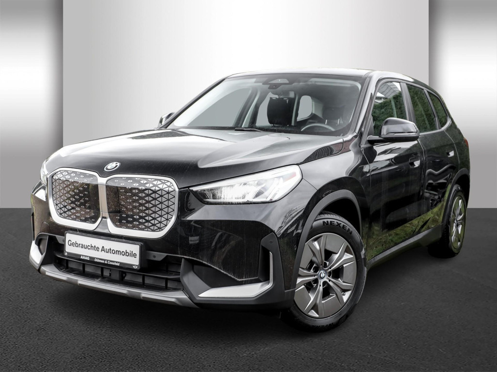 BMW iX1 xDrive30