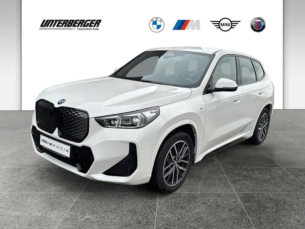 BMW iX1 xDrive30