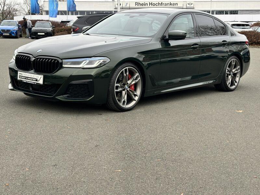 BMW M550