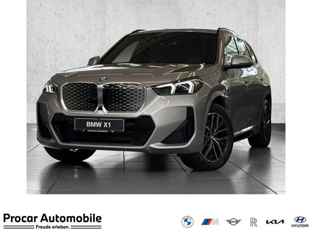 BMW iX1 xDrive30