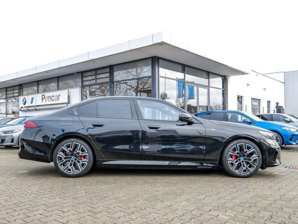 BMW 5 Serie 550 xDrive Sedan