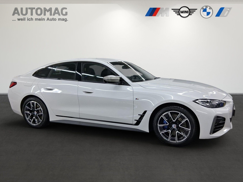BMW M440