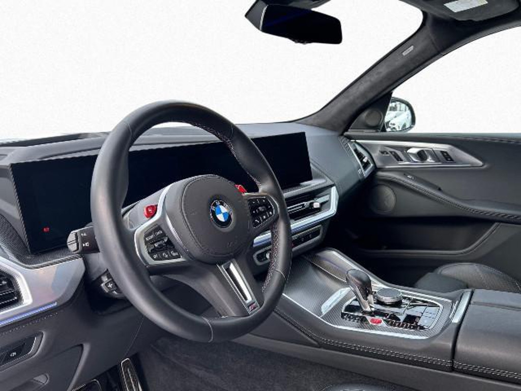 BMW XM