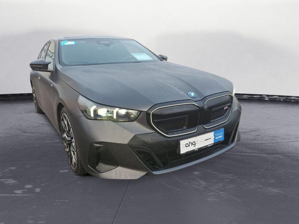 BMW i5 xDrive Sedan M60