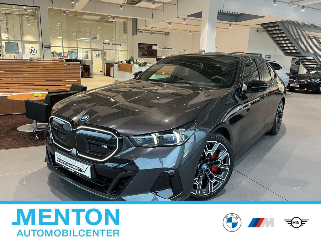 BMW i5 xDrive Sedan M60