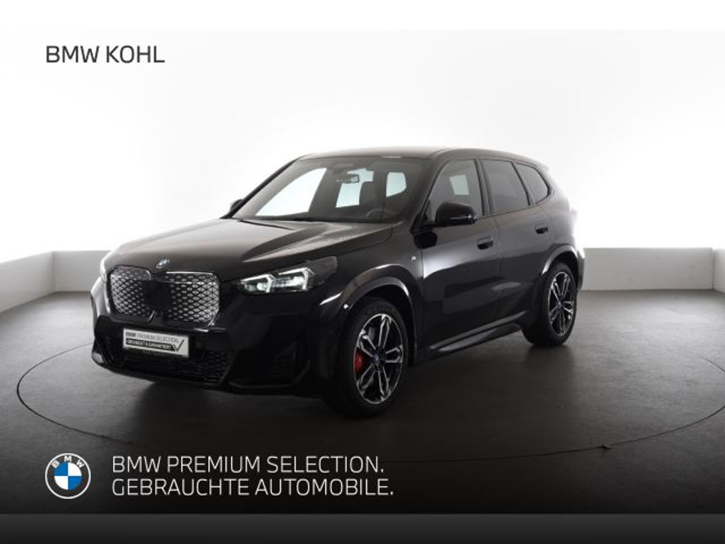 BMW iX1 xDrive30