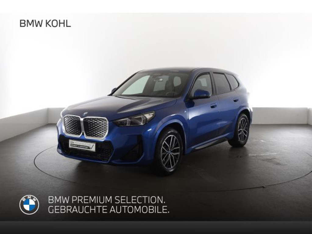 BMW iX1 xDrive30