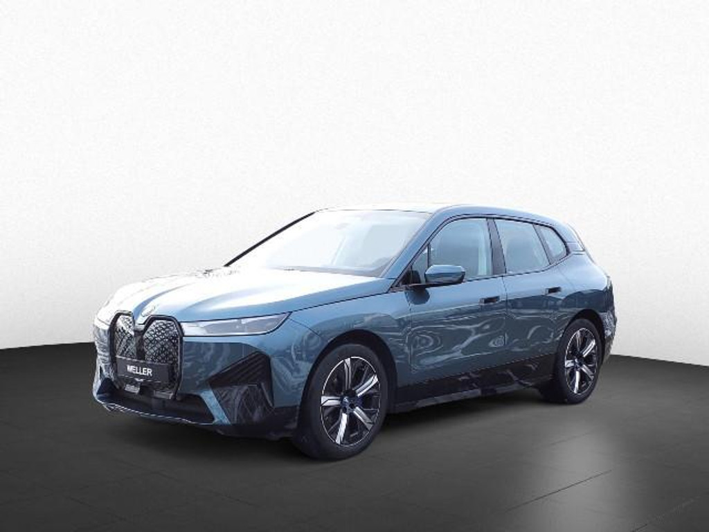 BMW iX xDrive40