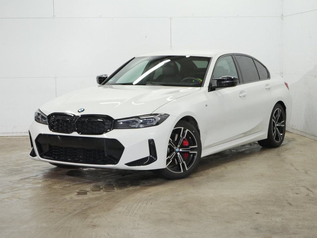 BMW M340 xDrive Sedan
