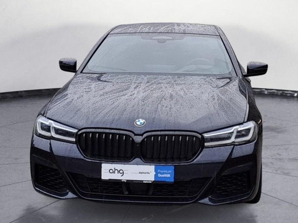 BMW M550