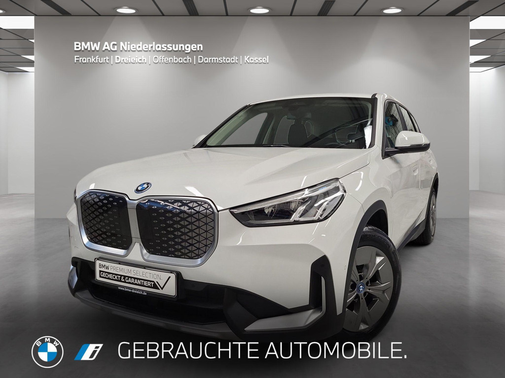 BMW iX1 xDrive30