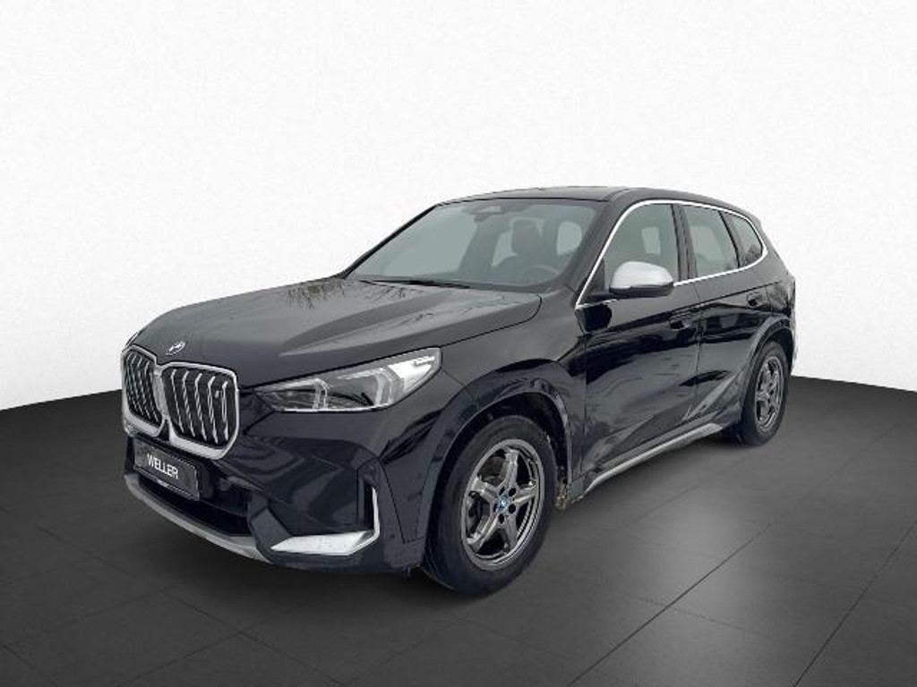 BMW iX1 xDrive30