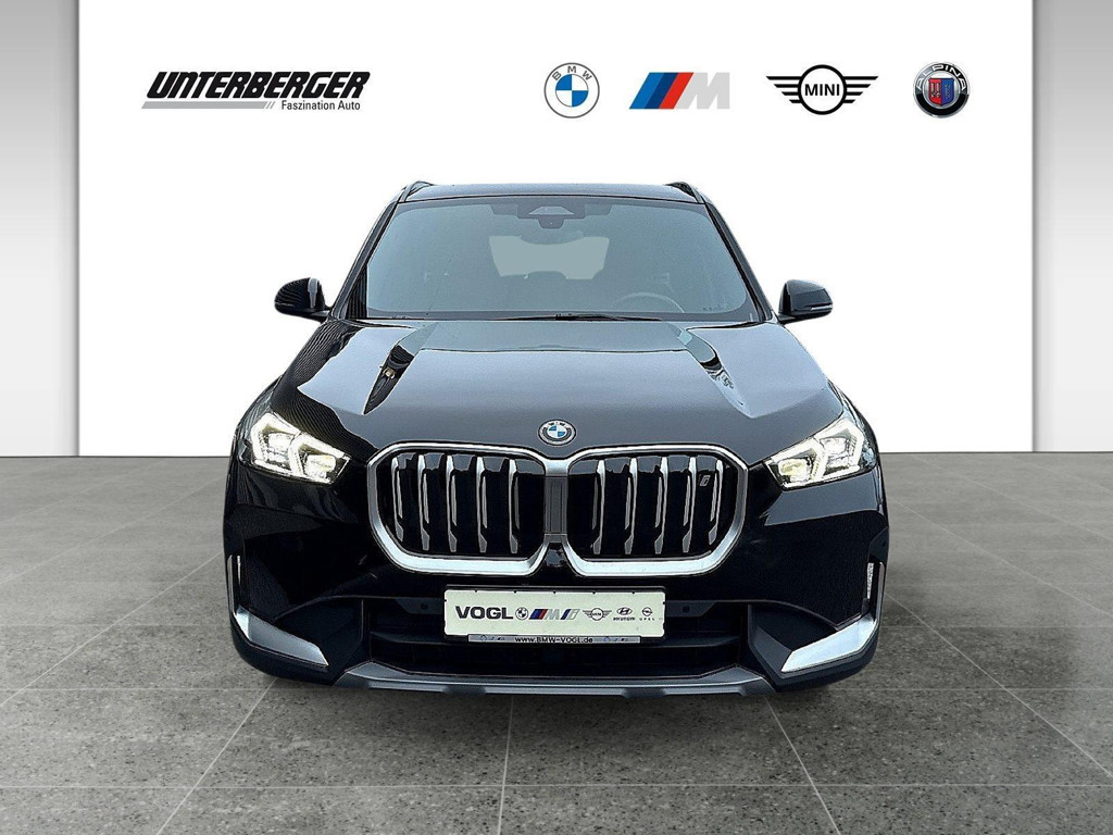BMW iX1 xDrive30