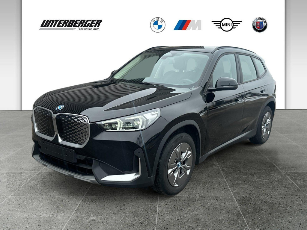 BMW iX1 xDrive30