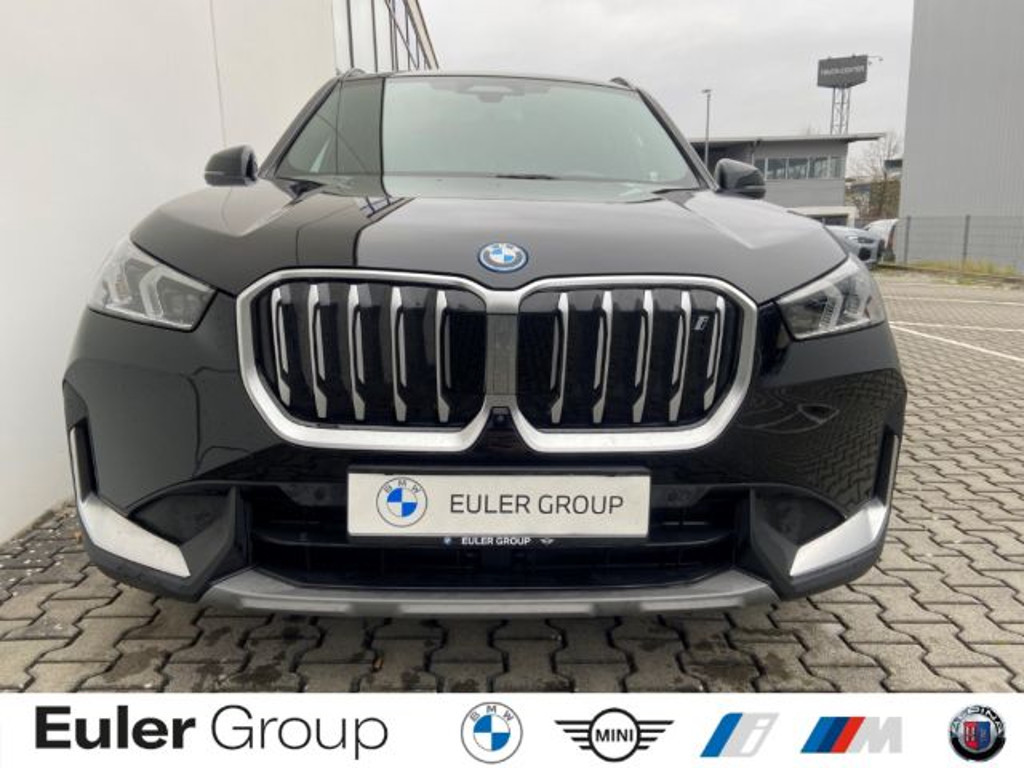 BMW iX1 xDrive30