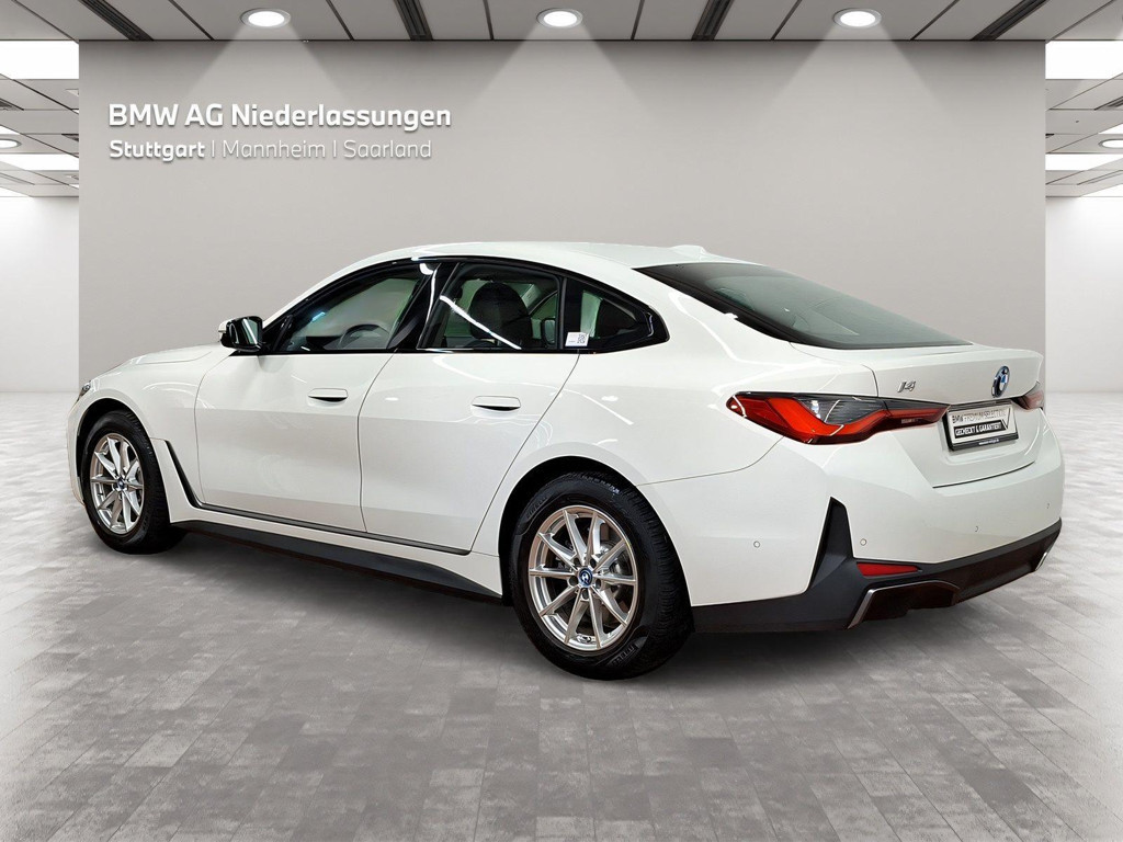 BMW i4