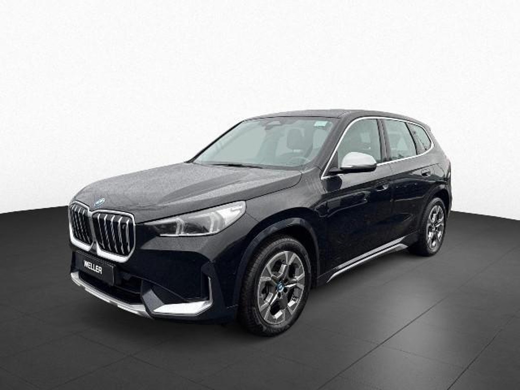 BMW iX1 xDrive30